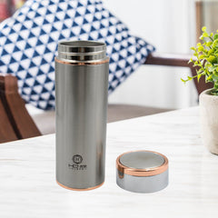 Stainless Steel Water Bottle Unique Color Box Packing For Home & Outdoor Use ( 520ml)
